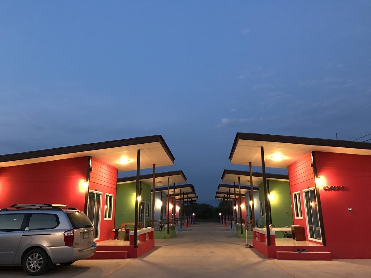 Piarnsri Resort Ban Chak Lao Exterior foto